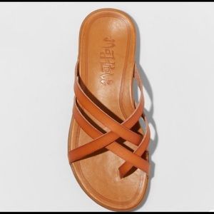 NEW Mad Love Ladies Multi-Strap Sandals Size 8